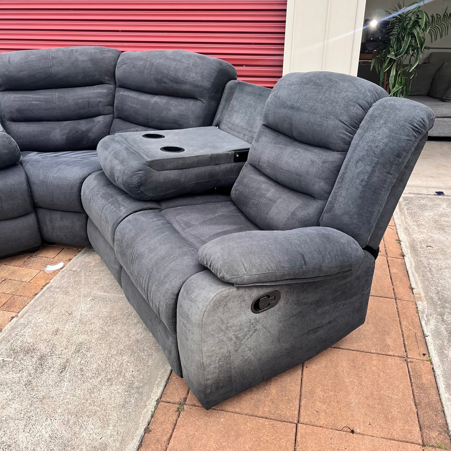 CHARCOAL RECLINER