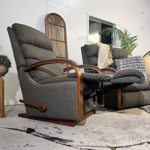 LAZY BOY RECLINER + 2 SEATER BUNDLE (SAME DAY DELIVERY) 👑