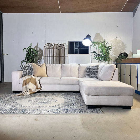 CREAM AMART CORNER COUCH
