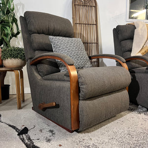 LAZY BOY RECLINER + 2 SEATER BUNDLE (SAME DAY DELIVERY) 👑